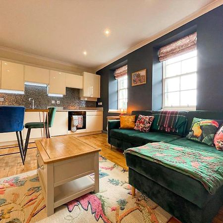 Apartmán Lively & Energetic 2Br On The Royal Mile EDI Exteriér fotografie