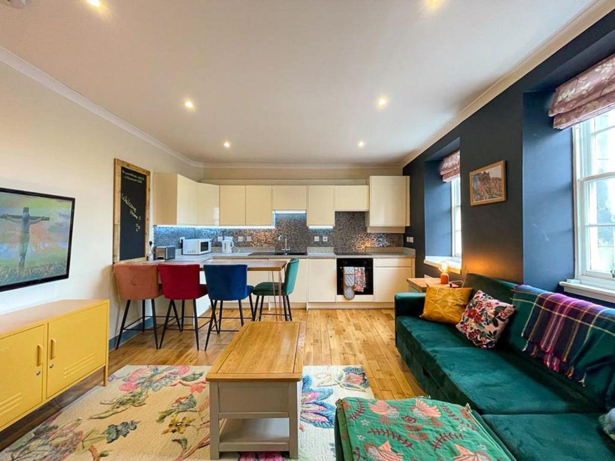 Apartmán Lively & Energetic 2Br On The Royal Mile EDI Exteriér fotografie