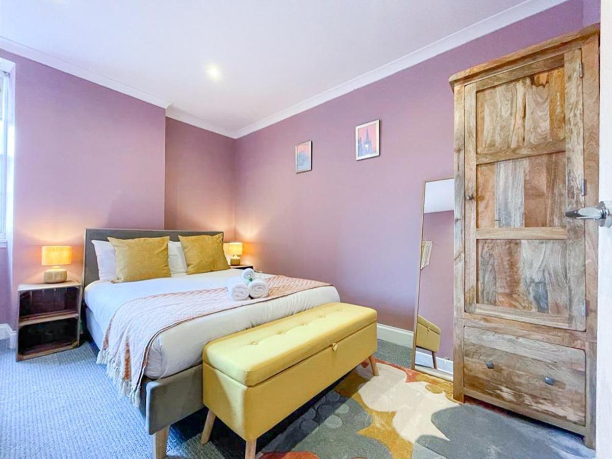 Apartmán Lively & Energetic 2Br On The Royal Mile EDI Exteriér fotografie