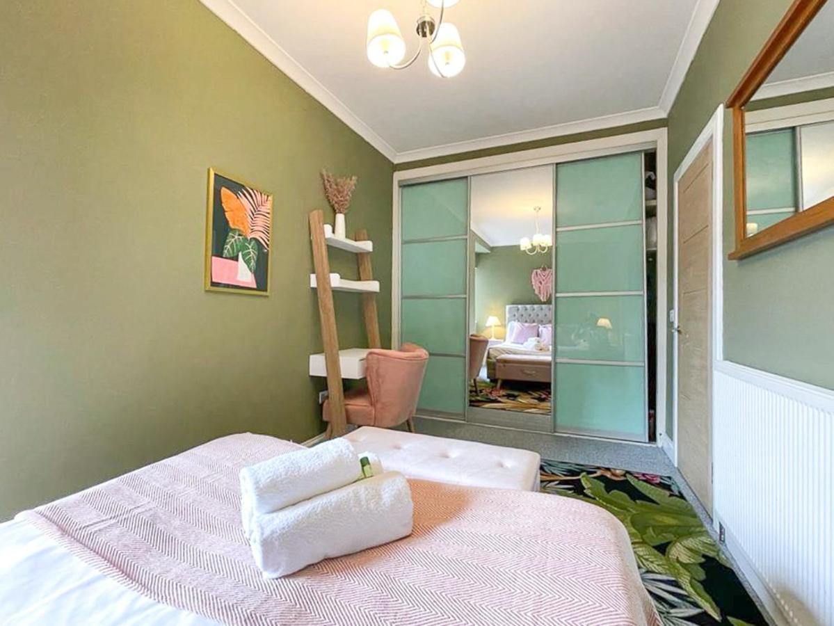 Apartmán Lively & Energetic 2Br On The Royal Mile EDI Exteriér fotografie