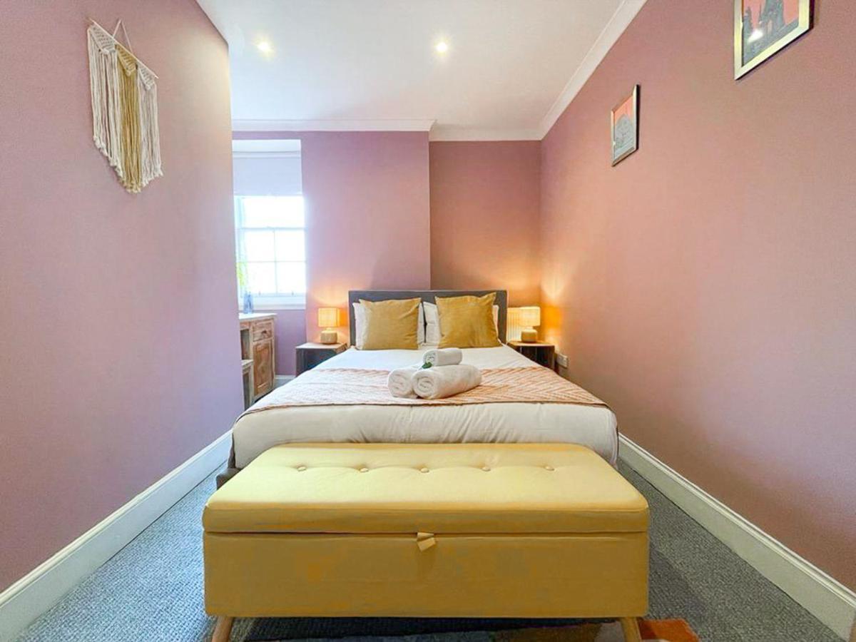 Apartmán Lively & Energetic 2Br On The Royal Mile EDI Exteriér fotografie