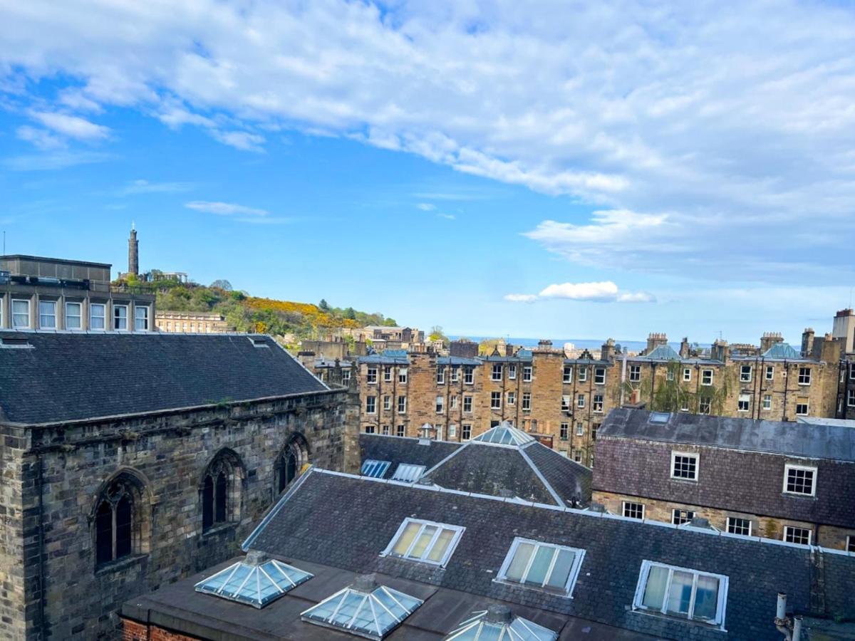 Apartmán Lively & Energetic 2Br On The Royal Mile EDI Exteriér fotografie
